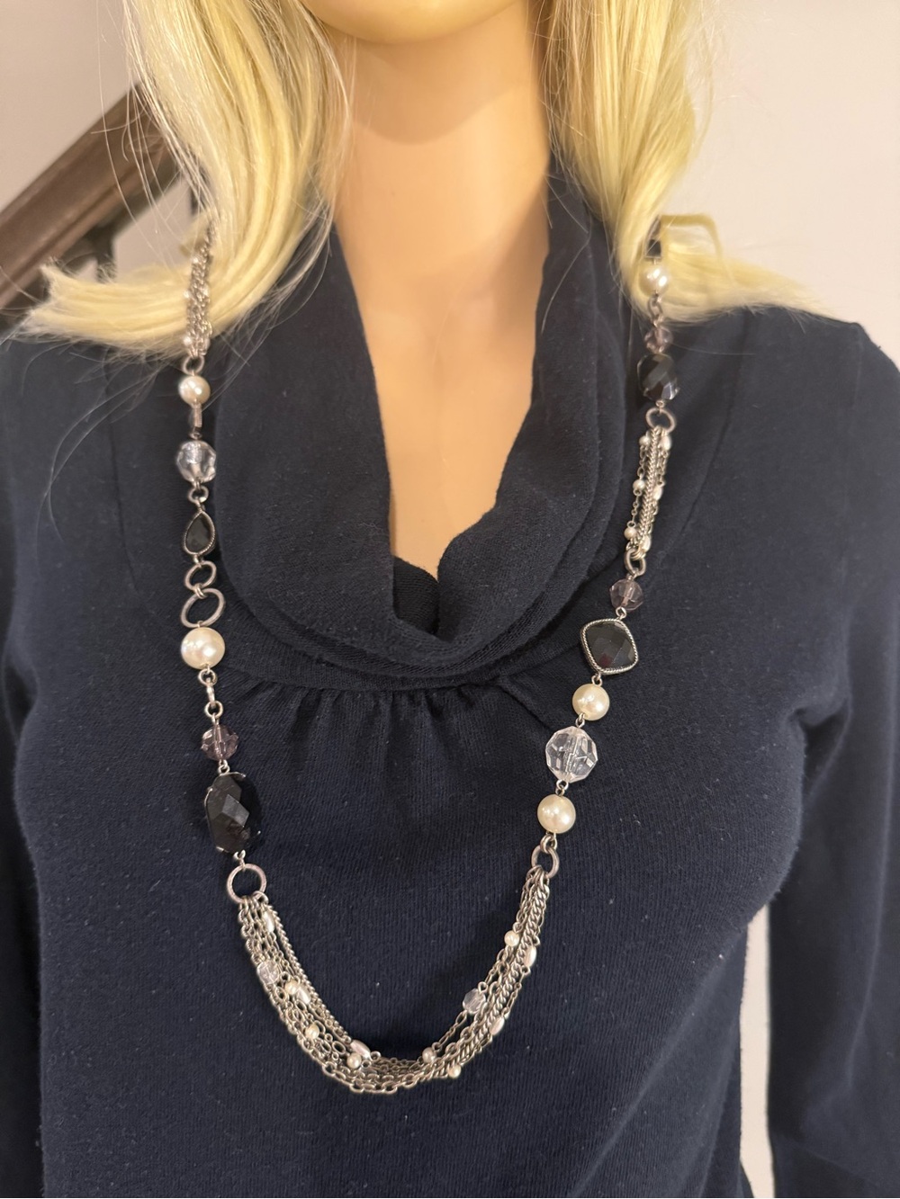 Laila Rowe Elegant Silver-Tone Layered Necklace with Black and Pearl Accents